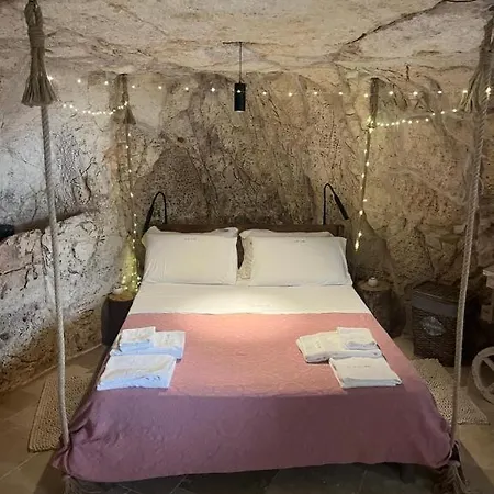 ベッド・アンド・ブレックファスト Grotta Carlotta Luxury Suite