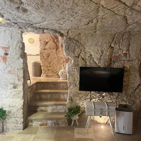 Grotta Carlotta Luxury Suite ベッド・アンド・ブレックファスト 4*