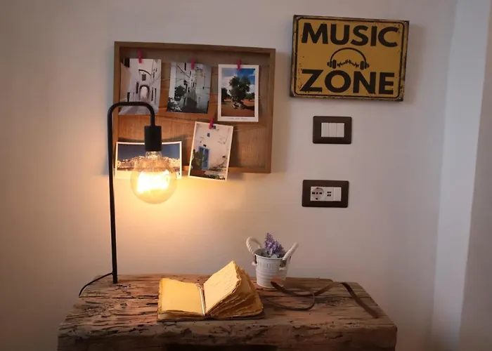 לינה וארוחת בוקר Camilla Luxury 4*