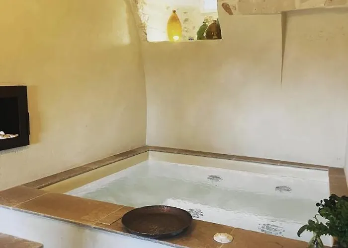 Camilla Luxury אוסטוני